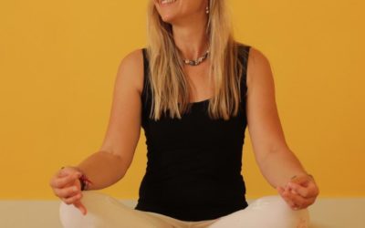 Restorative + Yoga Nidra – Live Online & In-Person with Claudia Castor