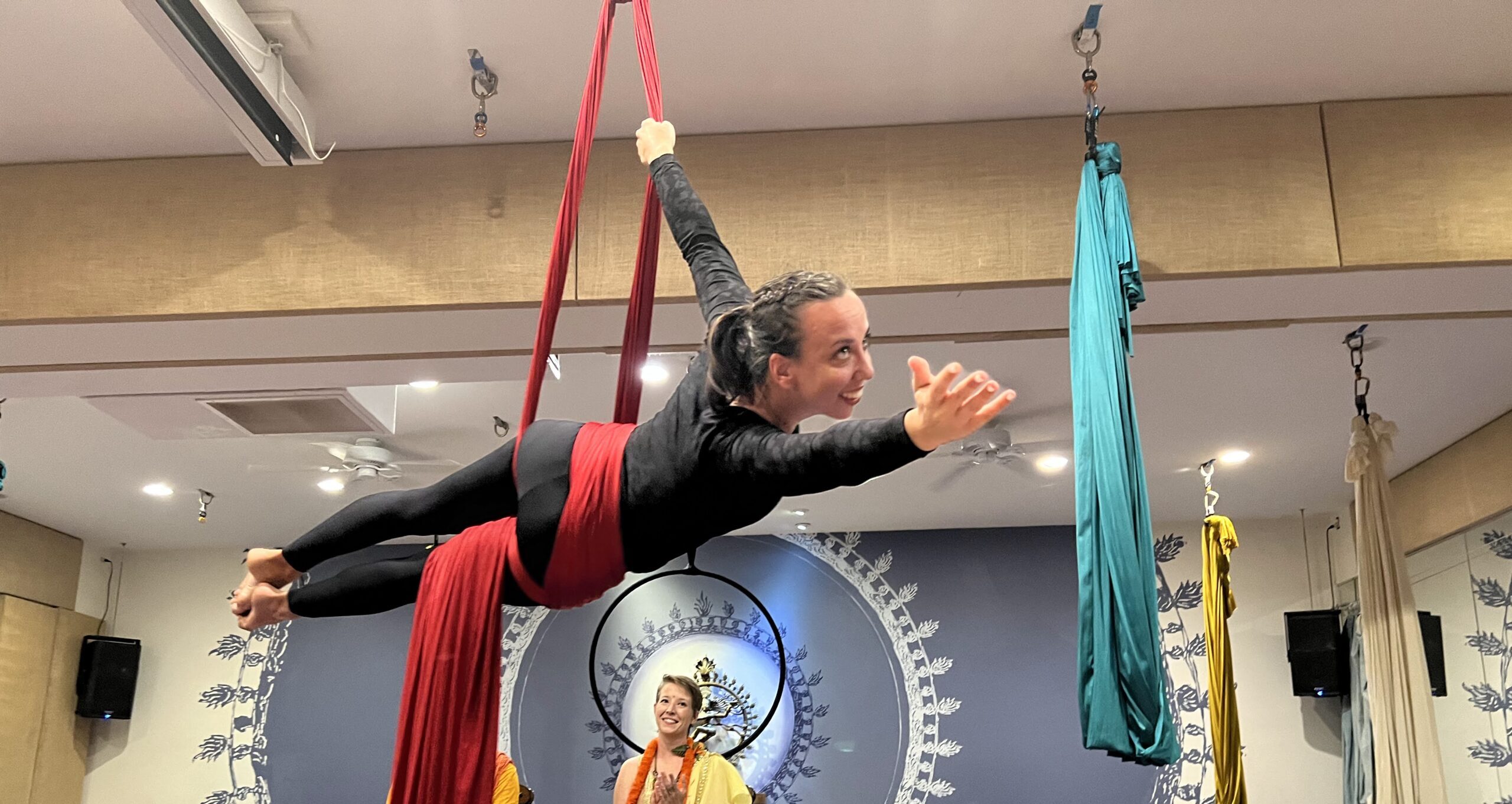 Aerial dance Aerial dance